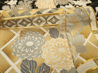 平和屋着物■豪華黒留袖　駒刺繍　籬花文　金彩　正絹　逸品　DABI3837ya