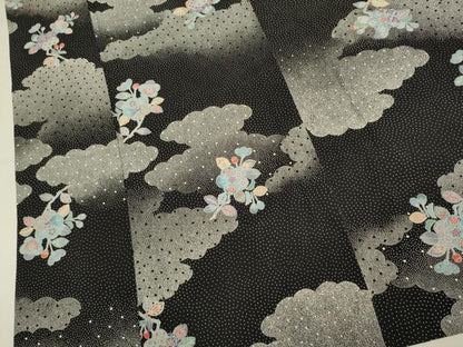 平和屋着物▽上質な小紋　単衣　雲重ね枝梅文　黒地　銀彩　正絹　逸品　DABI4202du