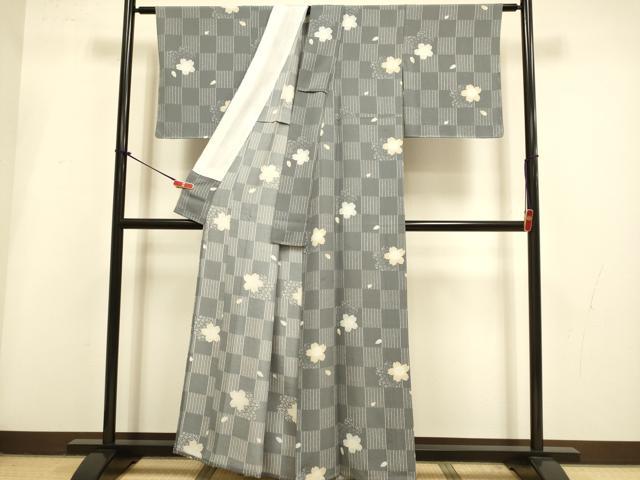 平和屋着物▽上質な小紋　単衣　市松舞桜文　正絹　逸品　未使用　DABI4238du