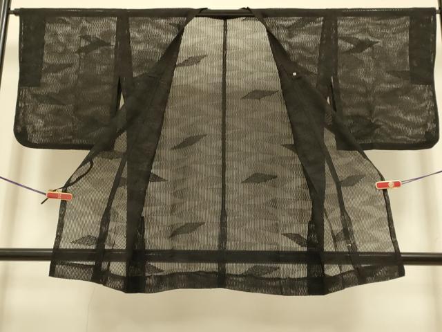 平和屋着物▽道行コート　スリーシーズン　春夏秋　塵除け　幾何学文様　黒地　正絹　逸品　DABI4306du
