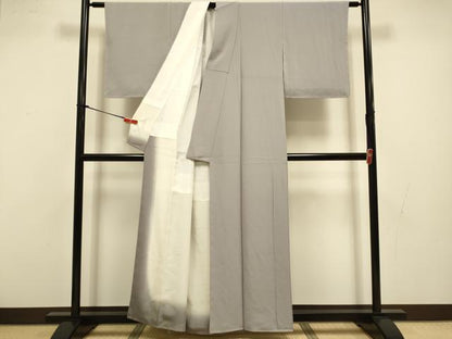 平和屋着物●上質な色無地　鳩羽鼠色　正絹　逸品　未使用　DABI4325du