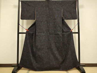 平和屋着物●結城紬　80亀甲　舞花文　正絹　逸品　DABI4330du