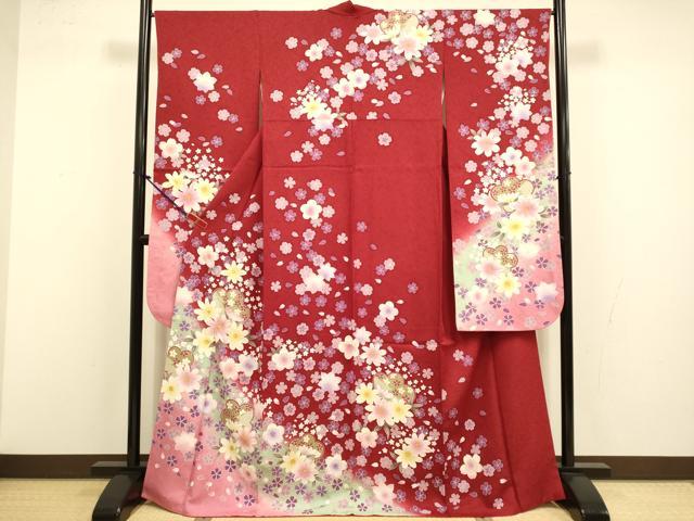 平和屋着物●豪華振袖　舞花文　暈し染め　金彩　金通し地　正絹　逸品　DABI4337du
