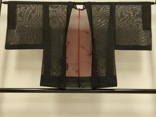 平和屋着物▽羽織　スリーシーズン　春夏秋　塵除け　ドロンワーク　草花文　黒地　正絹　逸品　DABI4369du