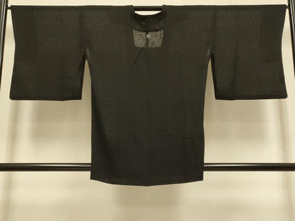 平和屋着物▽道行コート　スリーシーズン　春夏秋　塵除け　干割れ地紋　黒地　正絹　逸品　DABI4415du