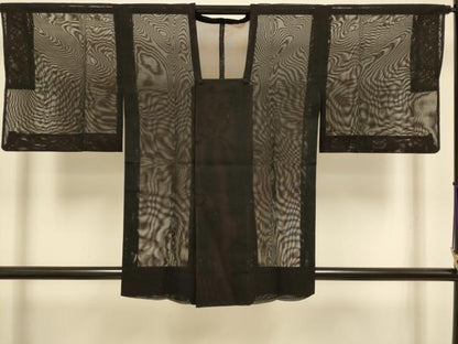 平和屋着物▽道行コート　スリーシーズン　春夏秋　塵除け　黒地　正絹　逸品　DABI4484du