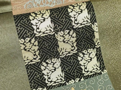 平和屋着物▼六通柄袋帯　花唐草文　優美　金糸　鈴乃屋扱い　正絹　逸品　DABI4668sf