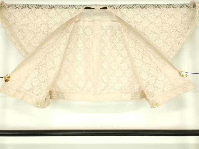 平和屋着物▽和装コート　スリーシーズン　春夏秋　塵除け　総レース　草花文　鳥の子色　洗える着物　DABI4839sf
