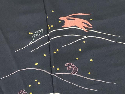 平和屋着物▼訪問着　総刺繍　立波文　跳び兎　金彩　正絹　逸品　DABI5157op