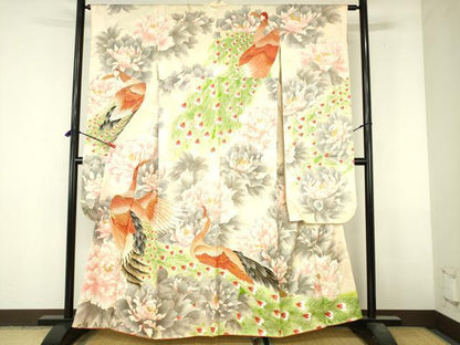 平和屋着物▼豪華振袖　駒刺繍　孔雀花文　暈し染め　金彩　正絹　逸品　DABI5161op