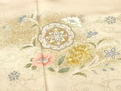 平和屋着物●訪問着　駒刺繍　更紗花唐草文　暈し染め　金彩　正絹　逸品　DABI5165op