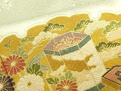 平和屋着物●訪問着　駒刺繍　御所車雪輪花松文　金彩　正絹　逸品　DABI5195op