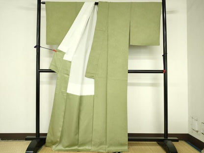 平和屋着物●上質な色無地　舞花地紋　苗色　ロング丈　正絹　逸品　DABI5214op
