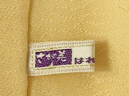 平和屋着物●本加賀友禅作家　梶山伸監修　色無地　風景花地紋　卵色　さが美扱い　正絹　逸品　未使用　DABI5216op