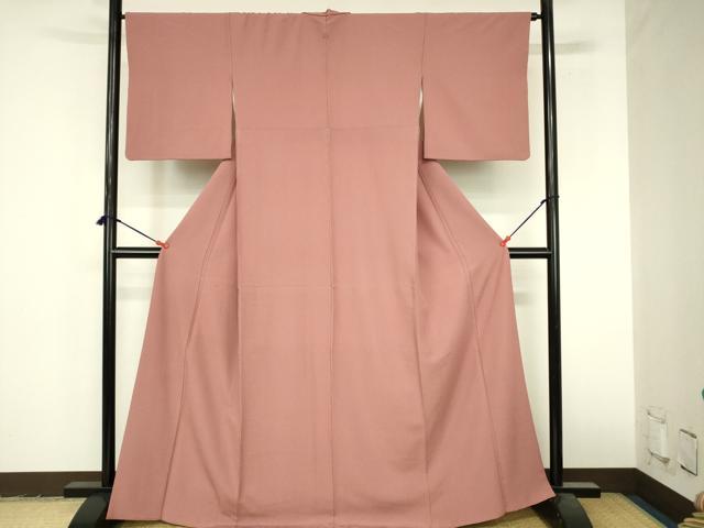 平和屋着物●洗える最高級着物　＜英＞はなぶさ謹製　色無地　薄紅色　洗える着物　DABI5230op