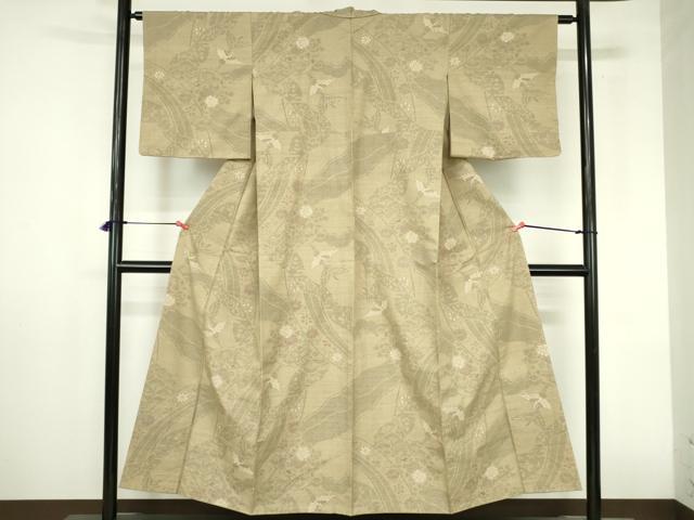 平和屋着物●本場結城紬　重要無形文化財　100亀甲　飛鶴花文　正絹　逸品　DABI5255op