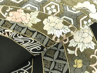 平和屋着物▼豪華黒留袖　駒刺繍　総刺繍　束ね熨斗花文　金糸　正絹　逸品　DABI5334op