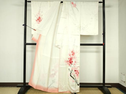 平和屋着物▼訪問着　手描き　枝梅　正絹　逸品　DABI5357op
