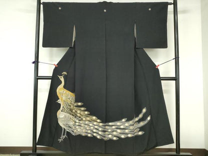平和屋着物▼豪華黒留袖　総刺繍　孔雀　金銀糸　正絹　逸品　DABI5359op