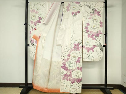 平和屋着物▼豪華振袖　駒刺繍　手描き　牡丹　枝梅　正絹　逸品　DABI5361op