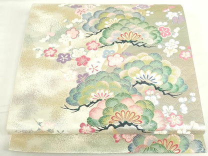 平和屋本店▼六通柄袋帯　唐織　梅松文　純金箔　正絹　逸品　DABI5486op