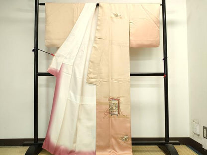 平和屋着物▼中国三大刺繍　スワトウ刺繍　汕頭刺繍　総刺繍　訪問着　貝桶花文　暈し染め　金彩　正絹　逸品　DABI5533op