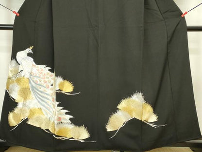 平和屋着物▼豪華黒留袖　総刺繍　孔雀松文　金銀糸　正絹　逸品　DABI5548op