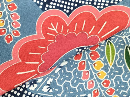 平和屋着物●和染紅型　栗山紅型　栗山吉三郎　振袖　雲取花文　鬼しぼ縮緬　正絹　逸品　DABI5569op