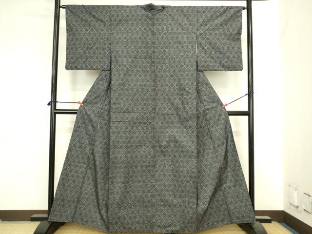平和屋着物●本場大島紬　7マルキ　麻の葉文様　正絹　逸品　DABI5576op