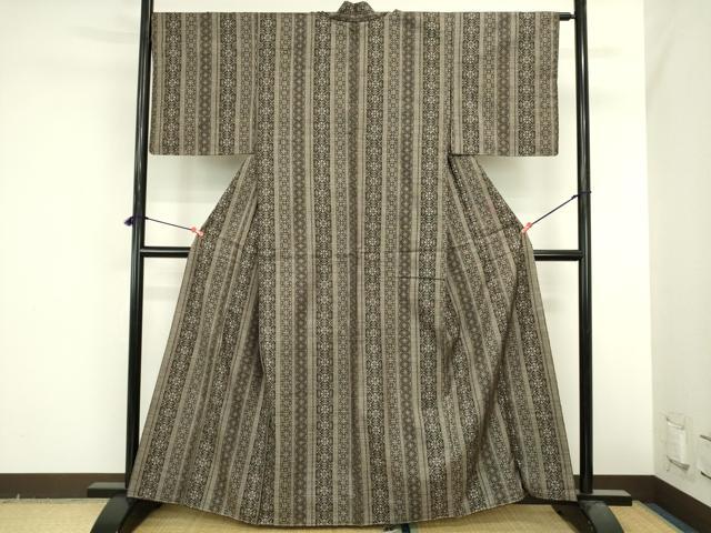 平和屋着物●本場大島紬　7マルキ　花間道　正絹　逸品　未使用　DABI5614op