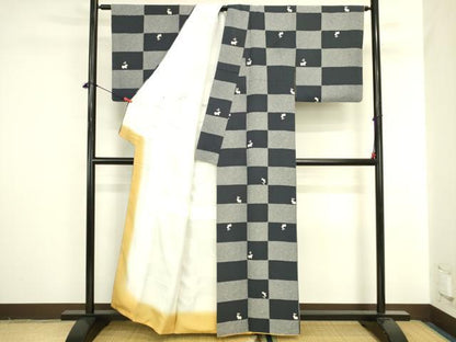 平和屋着物●上質な小紋　跳び兎　正絹　逸品　DABI5870op