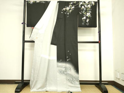 平和屋着物●訪問着　作家物　立波舞桜文　枝垂れ花　暈し染め　黒地　金彩　ロング丈　正絹　逸品　DABI5888op
