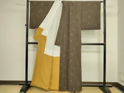 平和屋着物●上質な小紋　雪輪花文　ますいわ屋扱い　正絹　逸品　DABI5919op