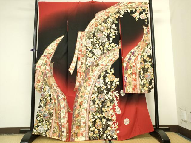 平和屋着物●豪華振袖　束ね熨斗花文　暈し染め　黒地　金彩　正絹　逸品　DABI5961op