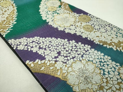 平和屋着物▼六通柄袋帯　舞桜　金糸　正絹　逸品　DABI6171ps
