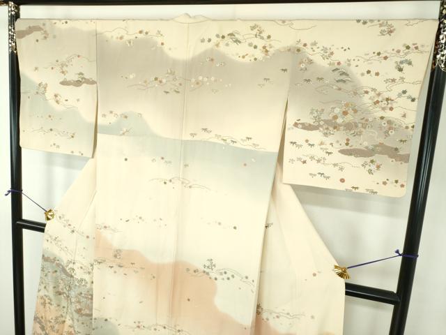平和屋着物●中国三大刺繍　相良刺繍　総刺繍　訪問着　雲取り舞蝶吉祥花文　暈し染め　金糸　正絹　逸品　DABI6246ps