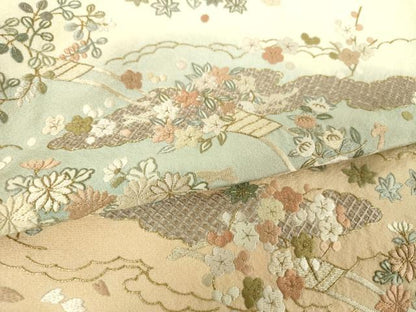 平和屋着物●中国三大刺繍　相良刺繍　総刺繍　訪問着　雲取り舞蝶吉祥花文　暈し染め　金糸　正絹　逸品　DABI6246ps