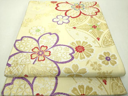 平和屋着物▼六通柄袋帯　七宝舞桜　金糸　正絹　逸品　DABI6360ps