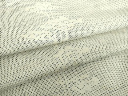 平和屋着物●本場大島紬　白大島　7マルキ　松文　正絹　逸品　DABI6435ps