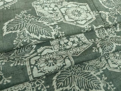 平和屋着物●上質な小紋　紬地　型染　桐　亀甲花文　正絹　逸品　DABI6607ps