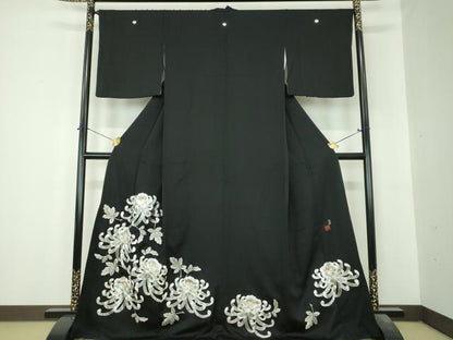 平和屋着物●国際的伝統工芸作家　十二代・藤林徳扇　苑寿　黒留袖　総駒刺繍　乱菊　金銀糸　正絹　逸品　DABI6627ps