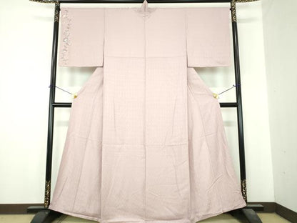 平和屋着物●上質な色無地　ワンポイント　市松地紋　更紗花文　灰桜色　正絹　逸品　未使用　DABI6647ps