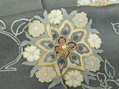 平和屋着物●訪問着　駒刺繍　正倉院花文　金彩　金通し地　正絹　逸品　DABI6649ps