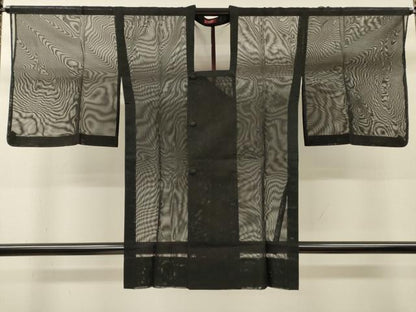 平和屋着物▽道行コート　スリーシーズン　春夏秋　塵除け　黒地　正絹　逸品　DABI7019fe