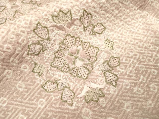 平和屋着物▼中国三大刺繍　スワトウ刺繍　汕頭刺繍　訪問着　絞り　正倉院　金糸　正絹　逸品　DABI7062fe