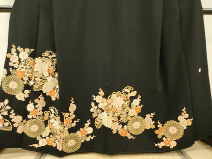 平和屋着物●豪華黒留袖　作家物　駒刺繍　吉祥花文　金糸　正絹　逸品　DABI7063fe