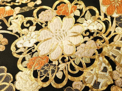 平和屋着物●豪華黒留袖　作家物　駒刺繍　吉祥花文　金糸　正絹　逸品　DABI7063fe