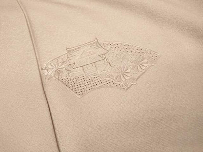 平和屋着物▼中国三大刺繍 スワトウ刺繍 汕頭刺繍 総刺繍 無地絵羽訪問着 地紙風景花文 薄柿色 正絹 逸品 DABI7096fe