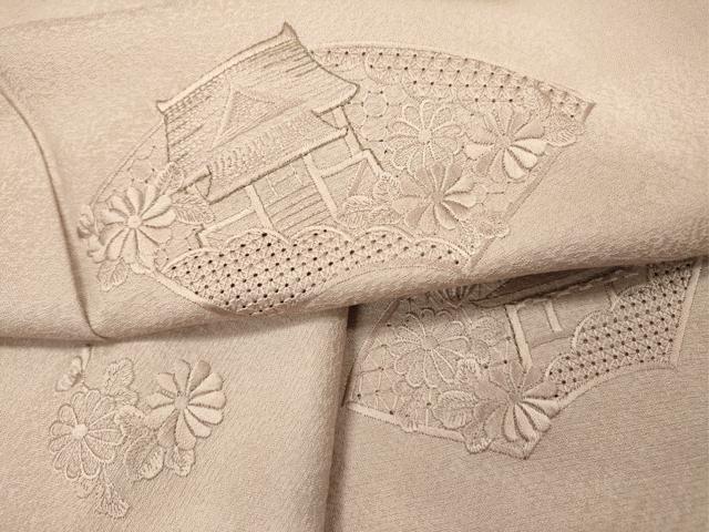 平和屋着物▼中国三大刺繍 スワトウ刺繍 汕頭刺繍 総刺繍 無地絵羽訪問着 地紙風景花文 薄柿色 正絹 逸品 DABI7096fe