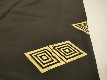 平和屋着物▼豪華黒留袖　駒刺繍　総刺繍　菱文　金糸　正絹　逸品　DABI7105fe